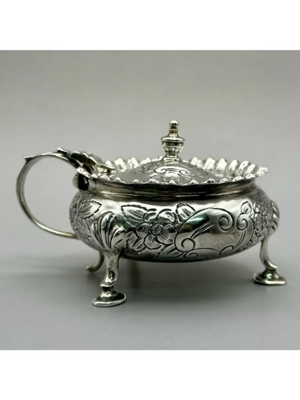 Charles S Green & Co Ltd Mustard Pot Hinged Lid Birmingham 1929 Sterling Silver